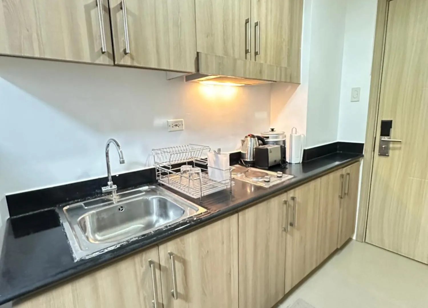 Angel 1 Bedroom In Shore Pasay City Manila Apartment